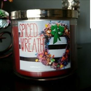 BATH AND BODY WORKS 3 WICK CANDLE